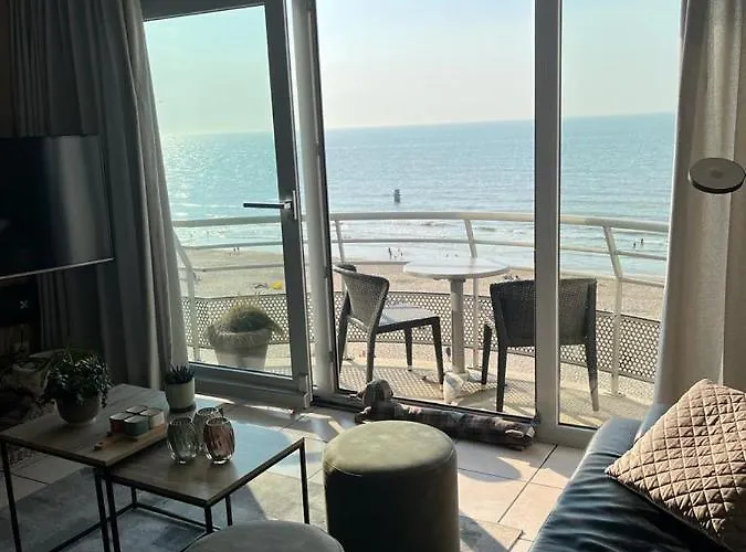 Met Zeezicht, Zwembad & Garage