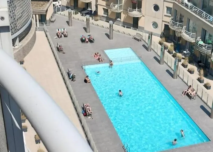 Met Zeezicht, Zwembad & Garage * Ostend